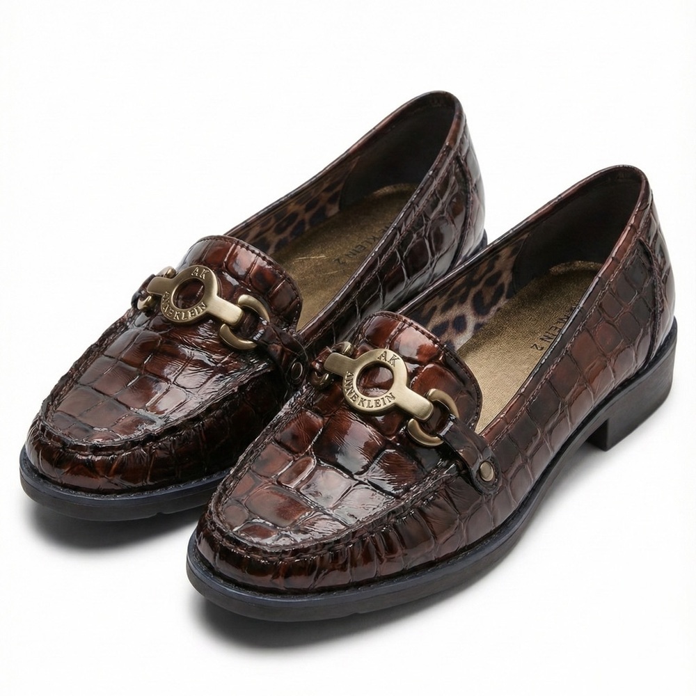 Anne Klein 2 brown croc-embossed patent faux leather loafers metal buckle 7.5